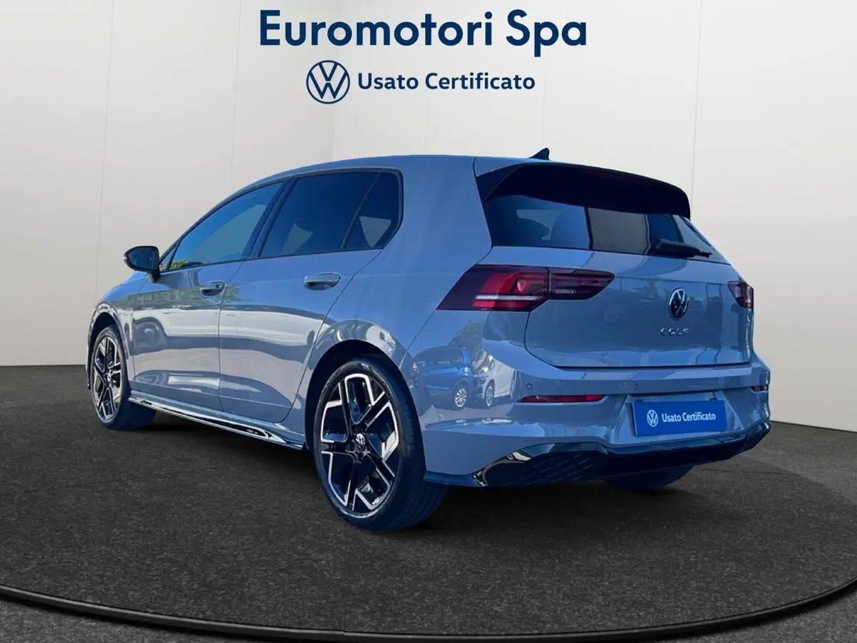 Volkswagen Golf nuova a Grosseto (3)