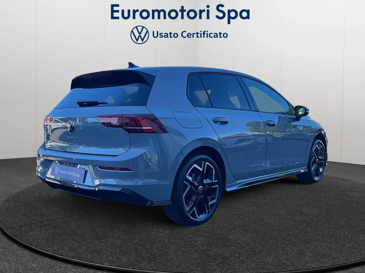 Volkswagen Golf nuova a Grosseto (5)