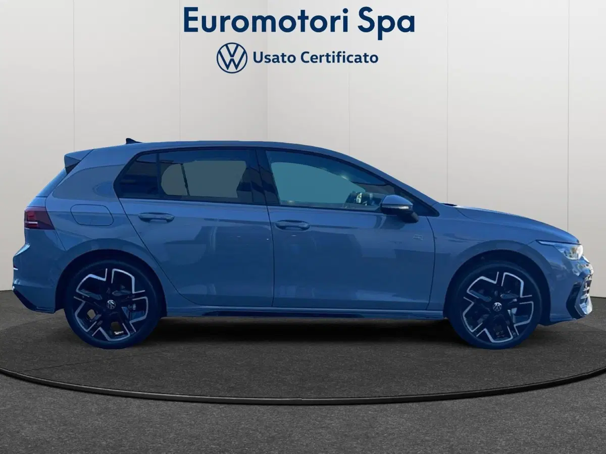 Volkswagen Golf nuova a Grosseto (6)