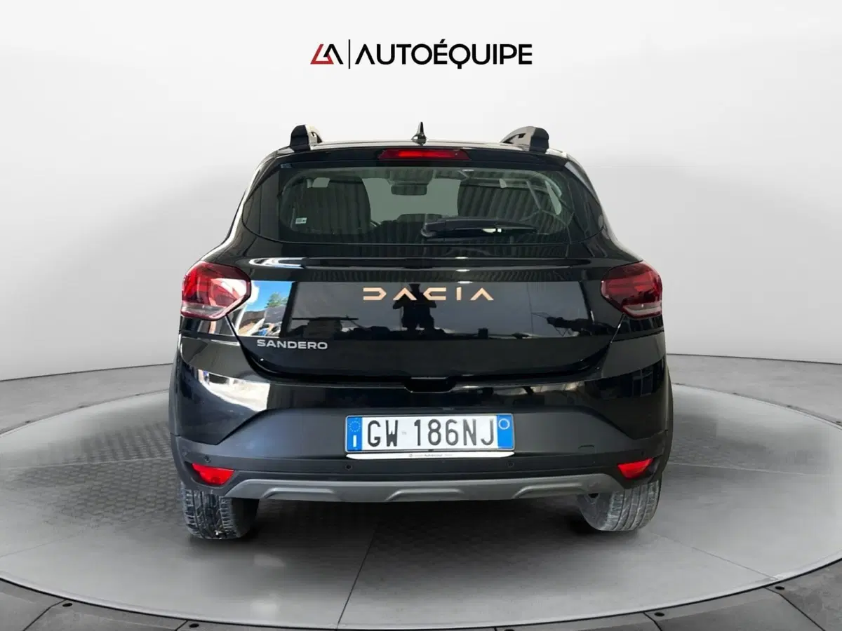 Dacia Sandero Stepway usata a Roma (4)
