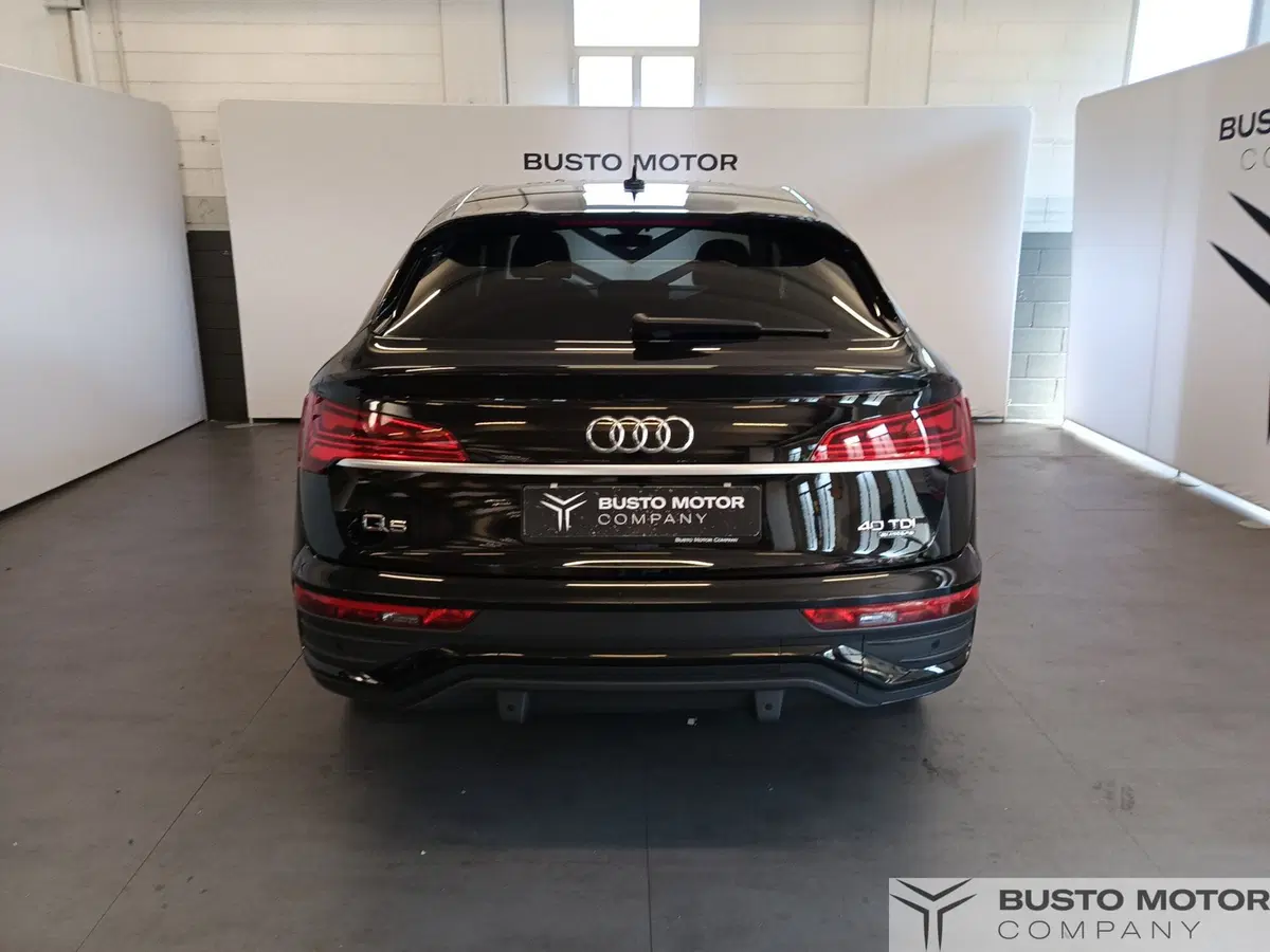 Audi Q4 Sportback usata a Varese (5)