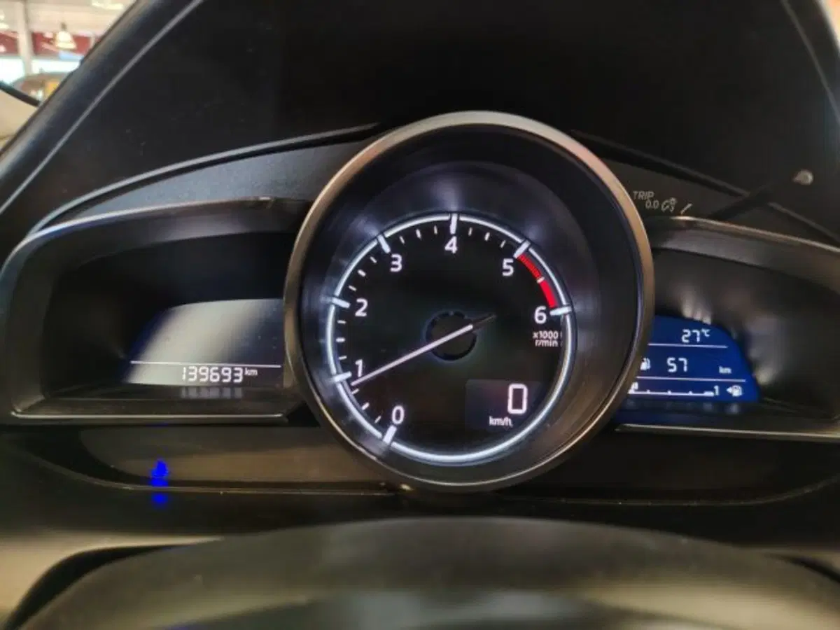 Mazda CX-3 usata a Vicenza (15)