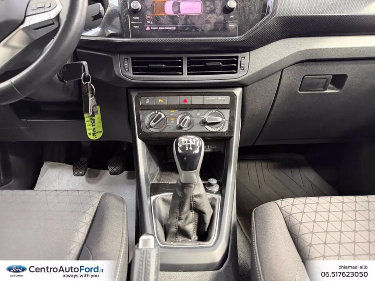 Volkswagen T-Cross usata a Roma (11)