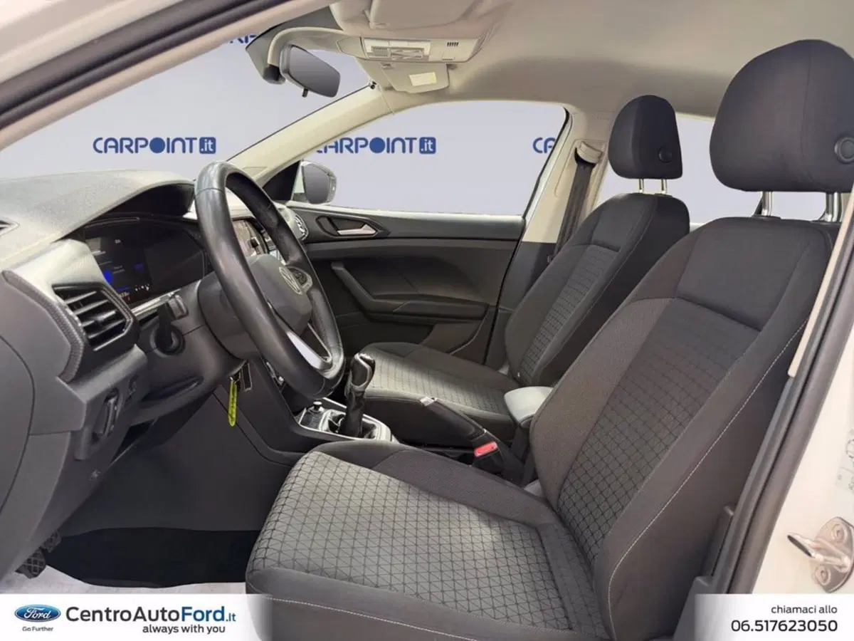 Volkswagen T-Cross usata a Roma (9)