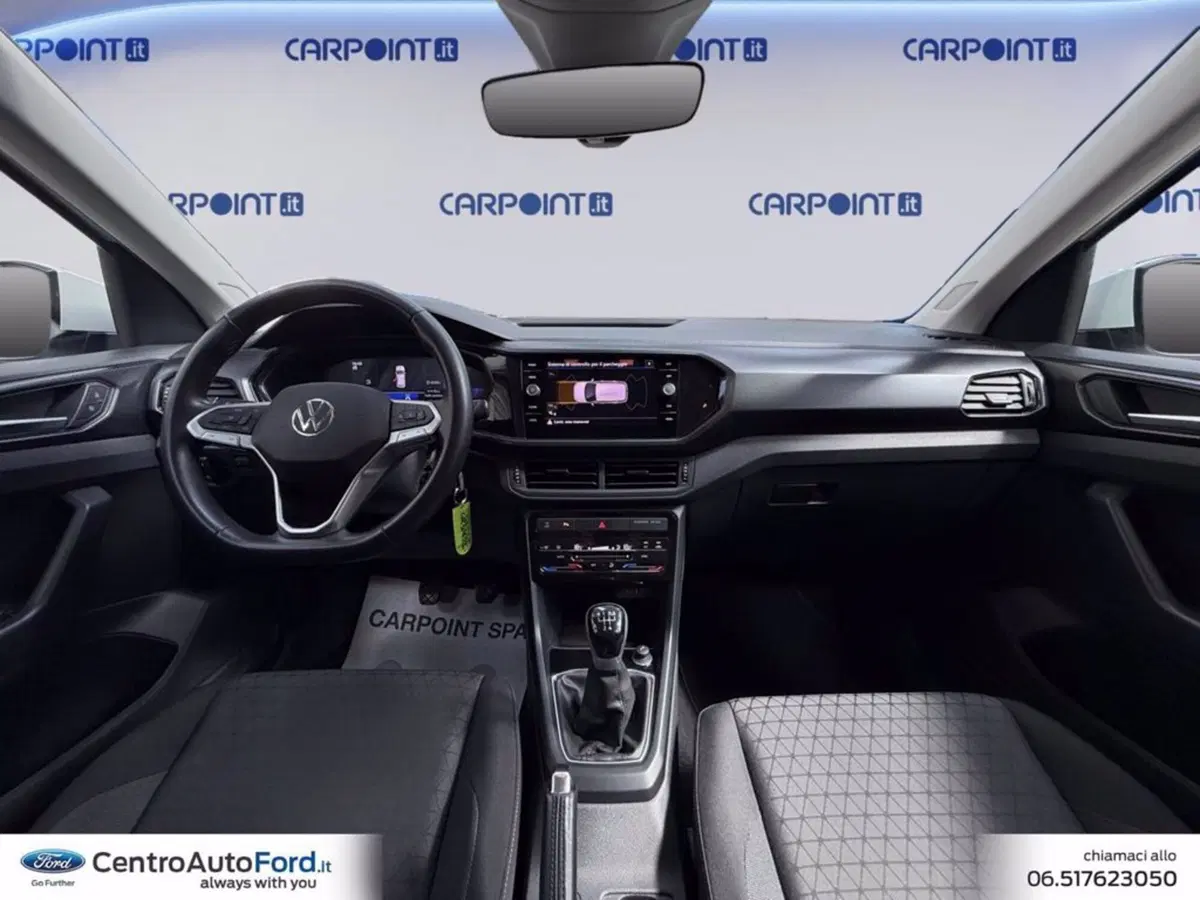 Volkswagen T-Cross usata a Roma (10)