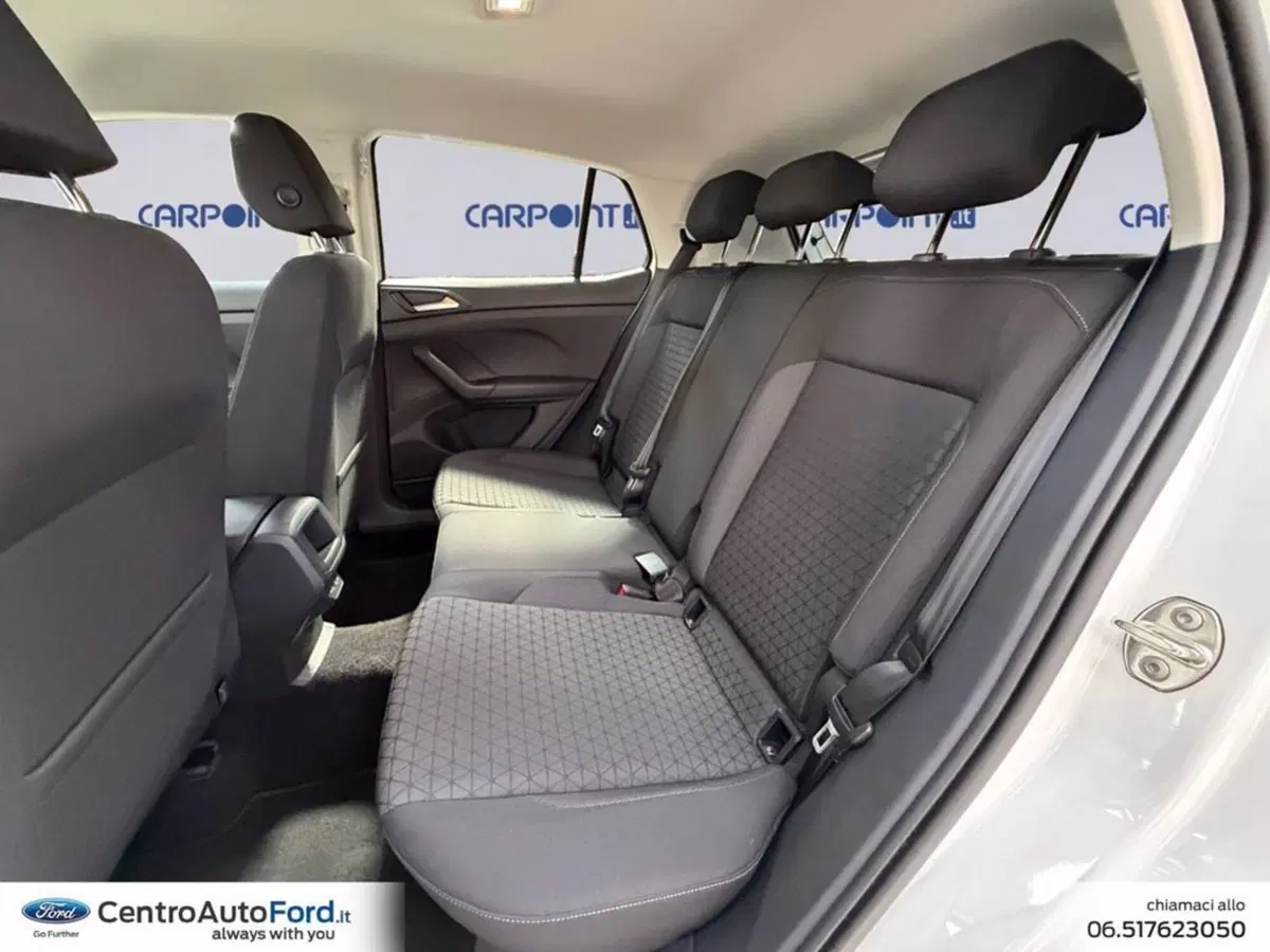 Volkswagen T-Cross usata a Roma (13)