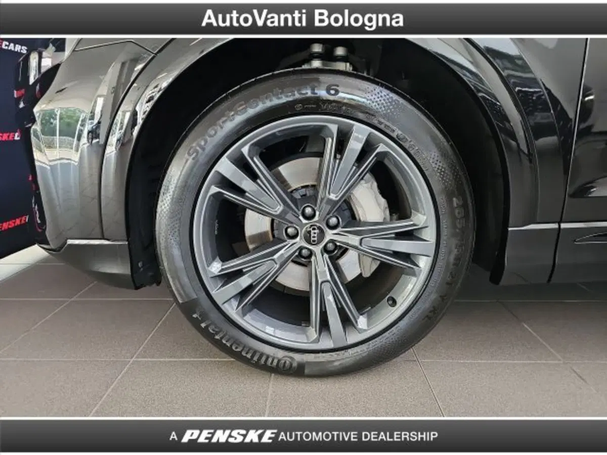 Audi Q8 usata a Bologna (8)