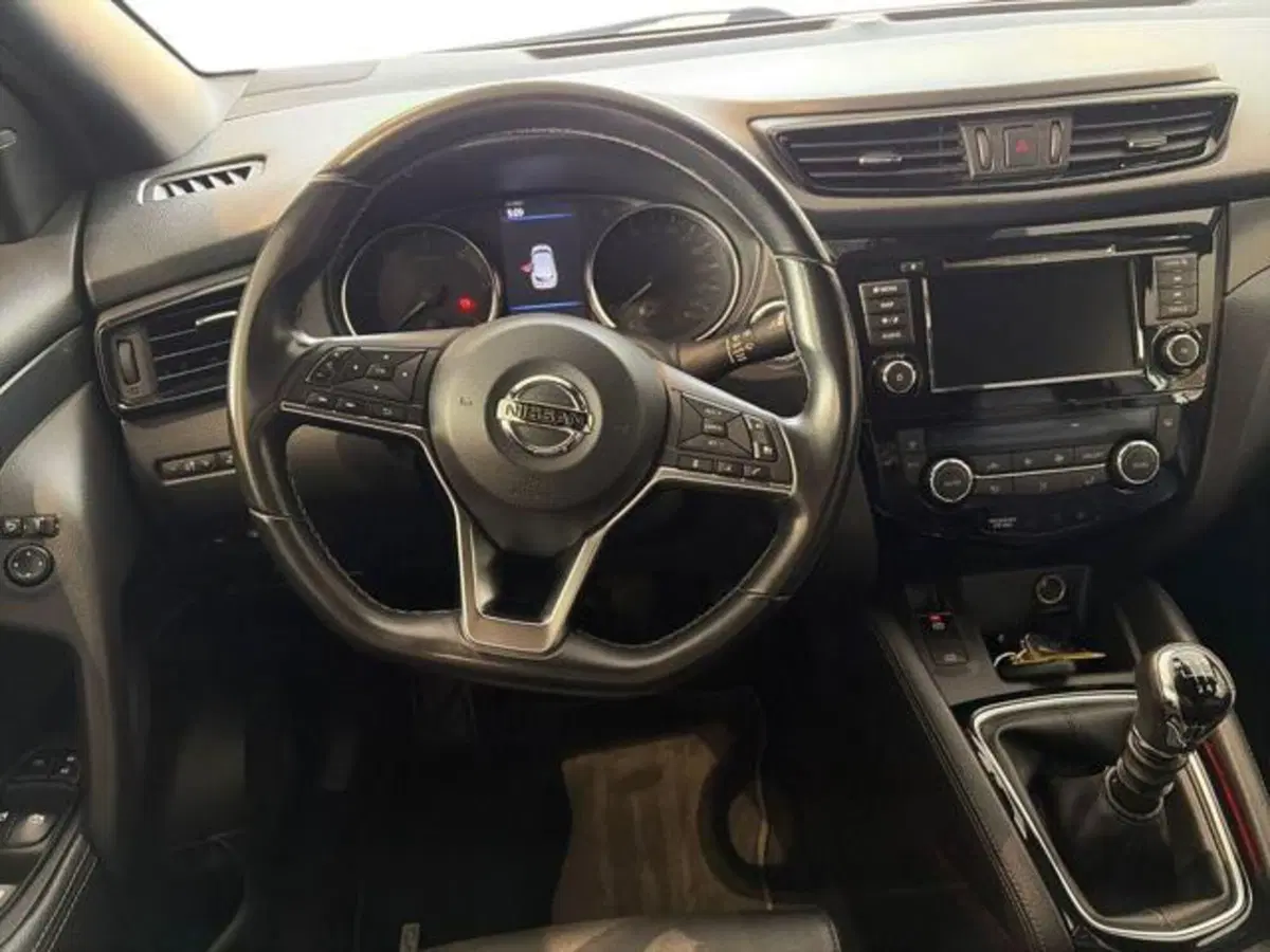 Nissan Qashqai usata a Sassari (7)
