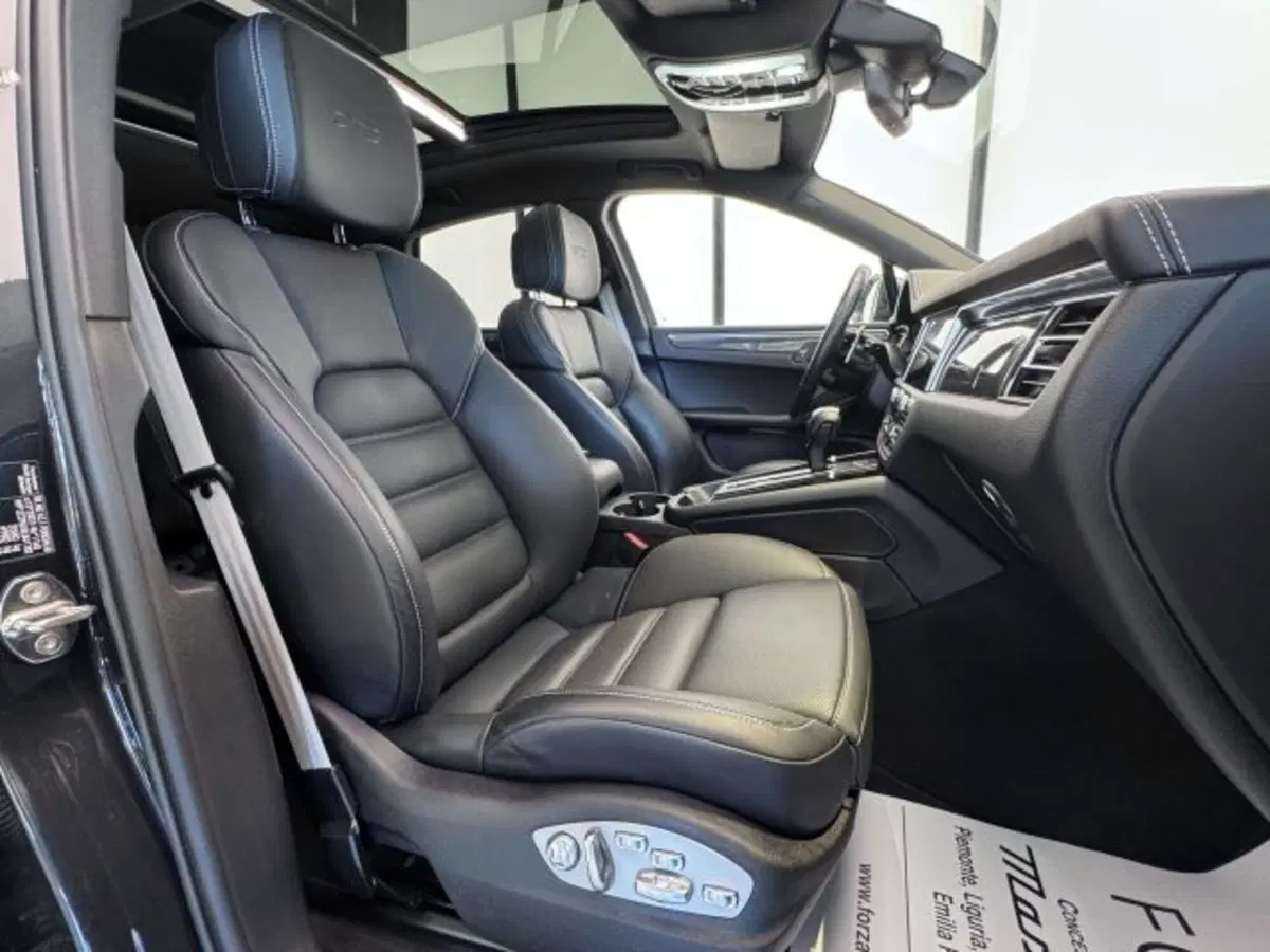 Porsche Macan usata a Torino (11)