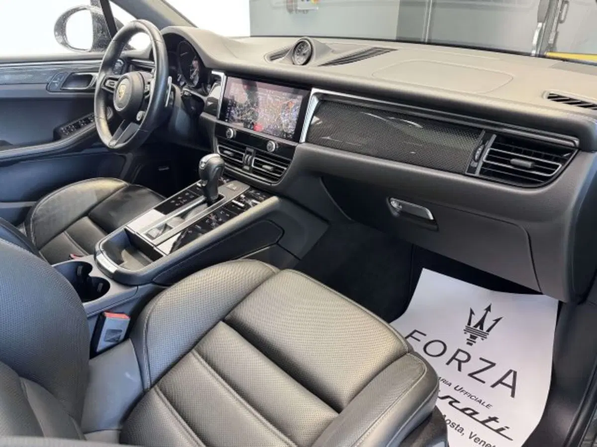 Porsche Macan usata a Torino (12)