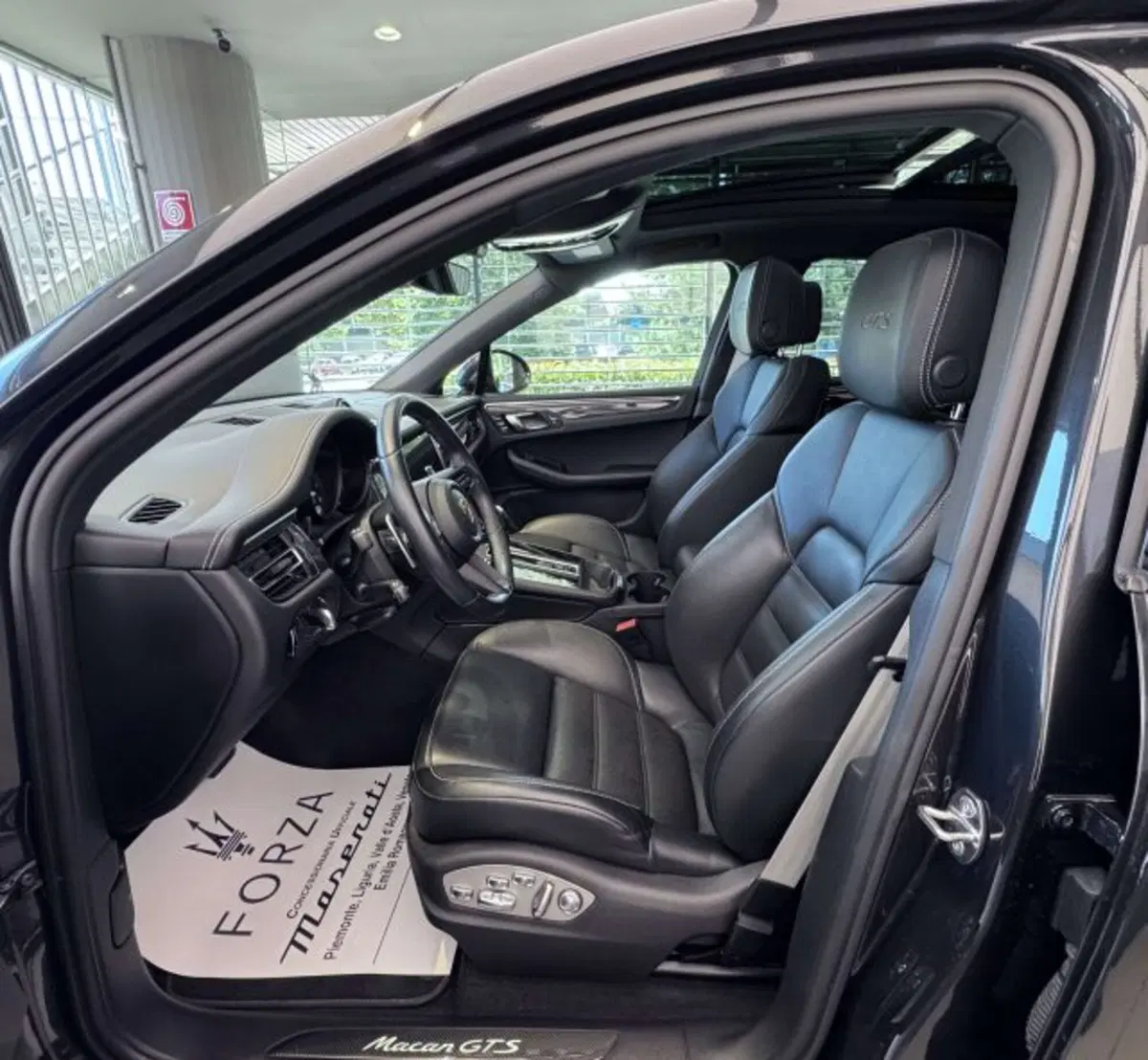 Porsche Macan usata a Torino (9)