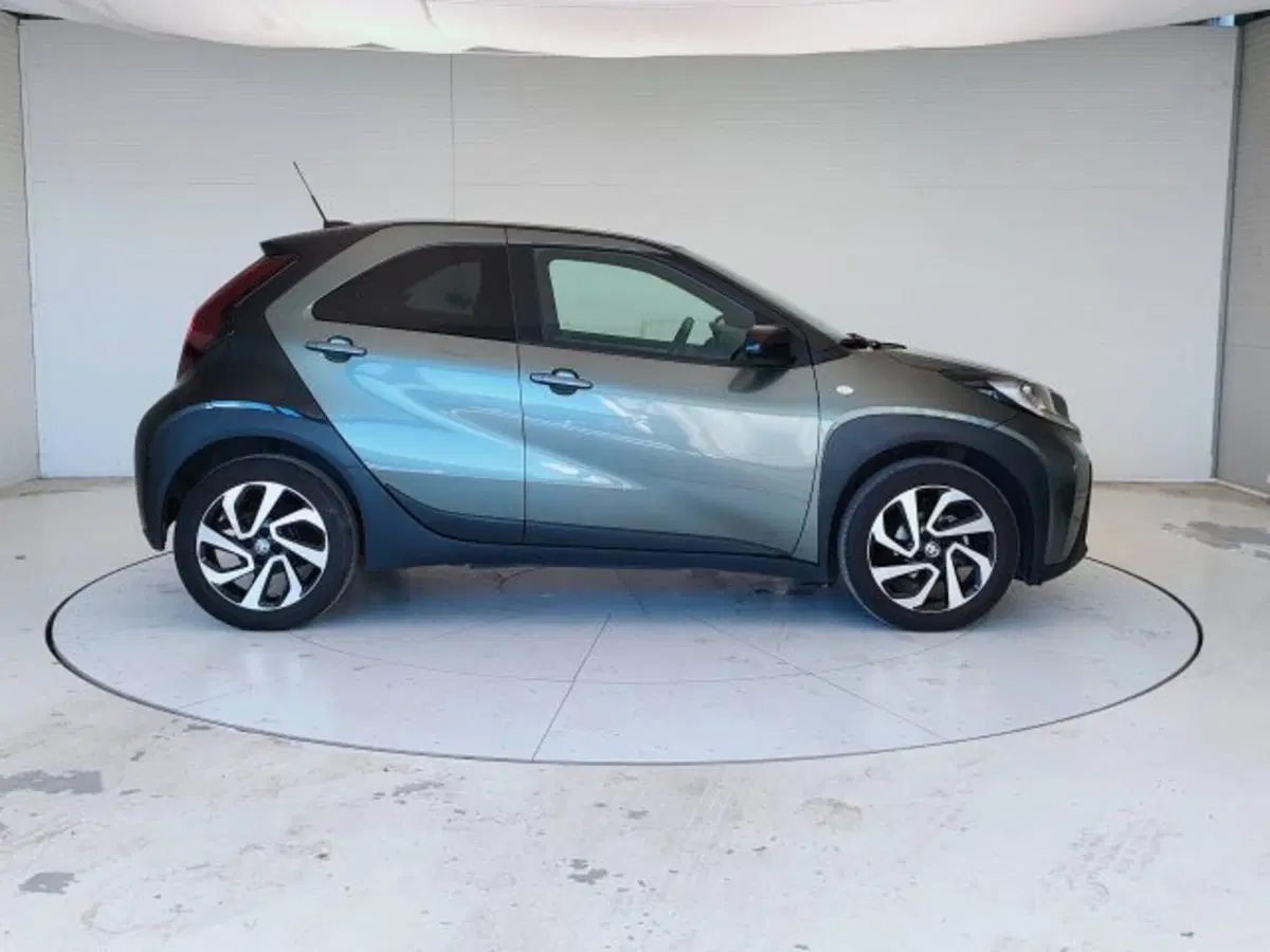Toyota Aygo X usata a Teramo (4)