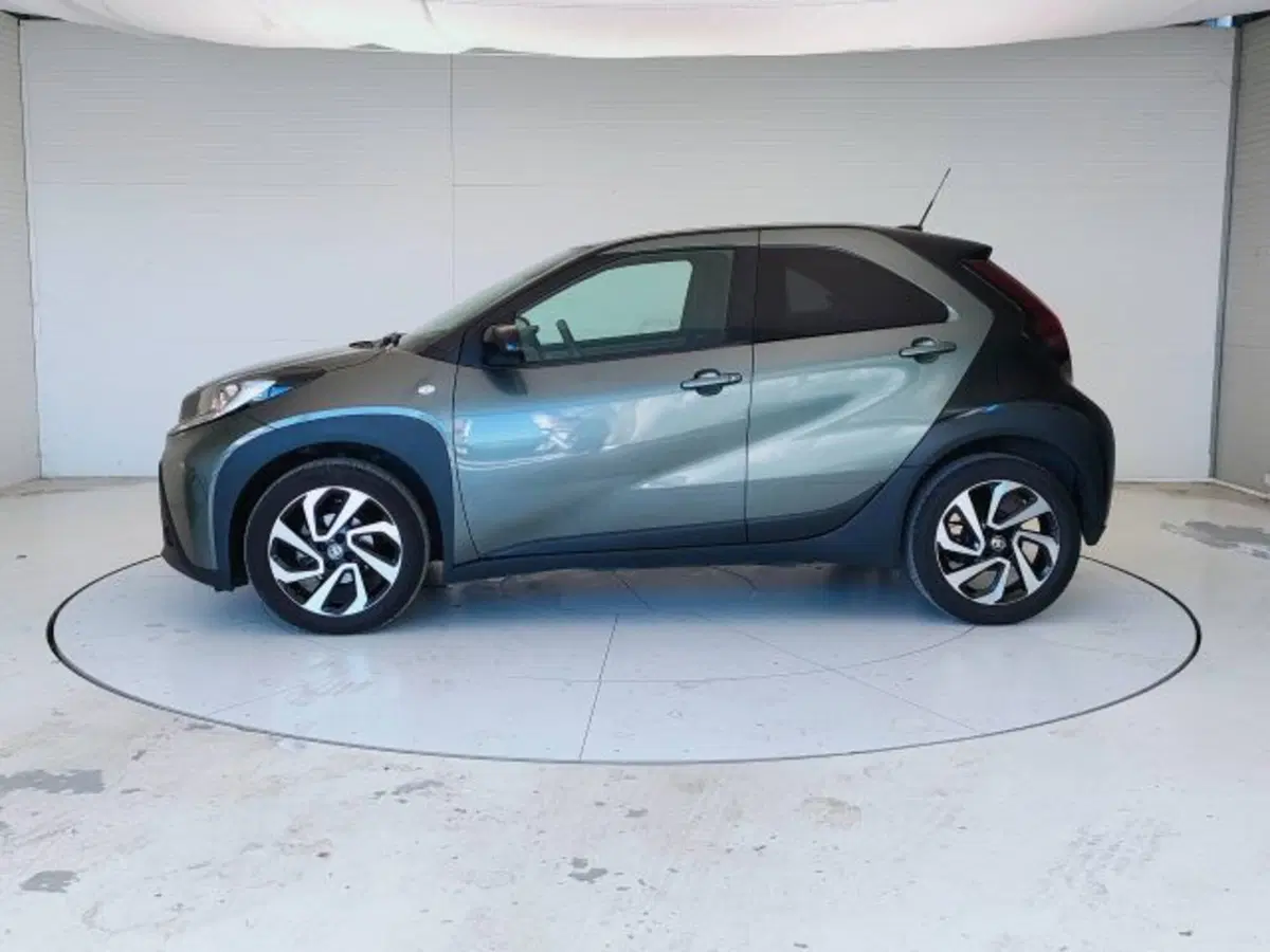 Toyota Aygo X usata a Teramo (8)