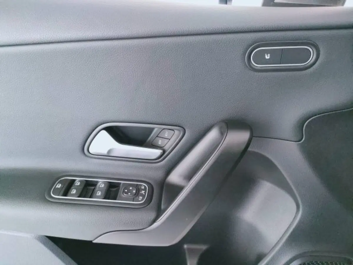 Mercedes-Benz Classe A usata a Teramo (11)