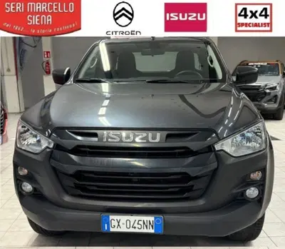 Isuzu D-Max Pick-up 1.9 Space Cab Satellite 4WD A/C del 2024 usata a Siena