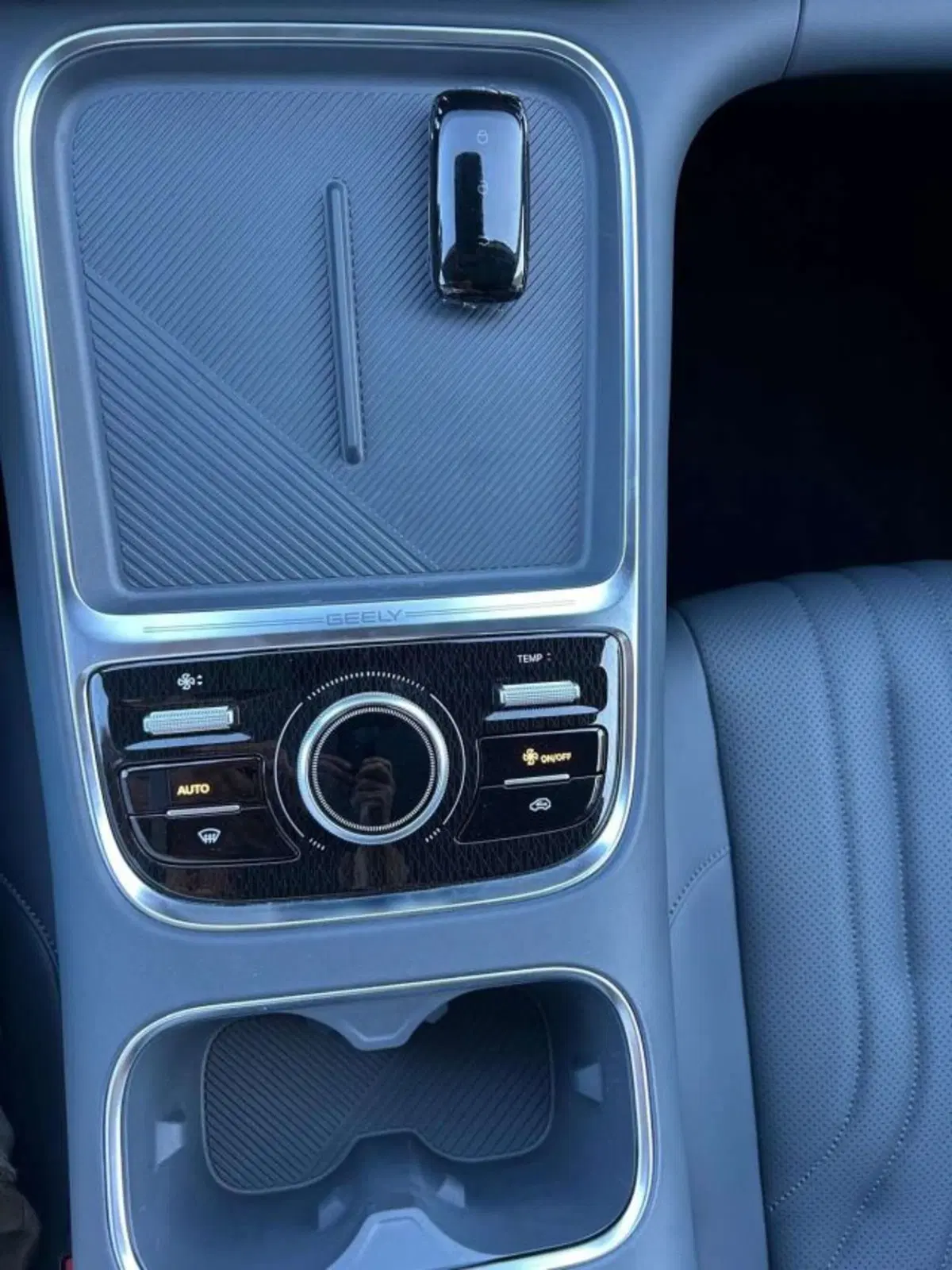 Geely Starray nuova a Firenze (12)
