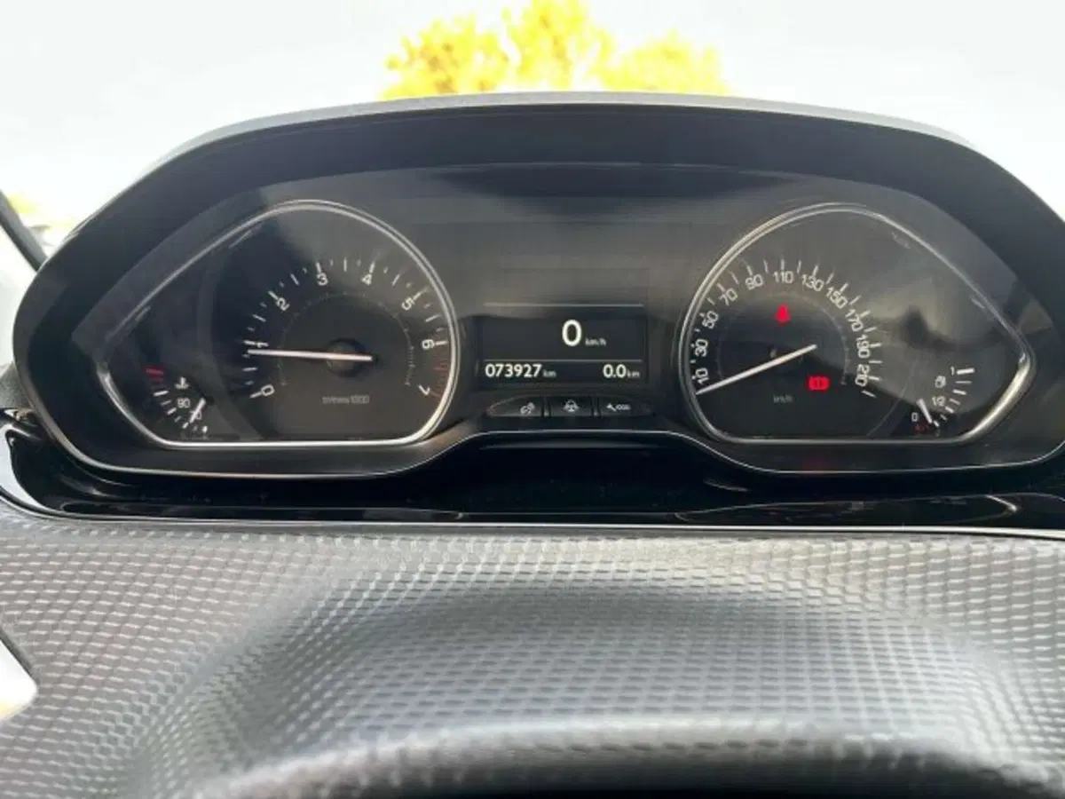 Peugeot 2008 usata a Firenze (8)