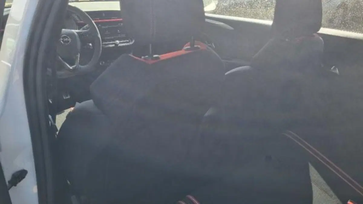 Opel Corsa usata a Savona (18)