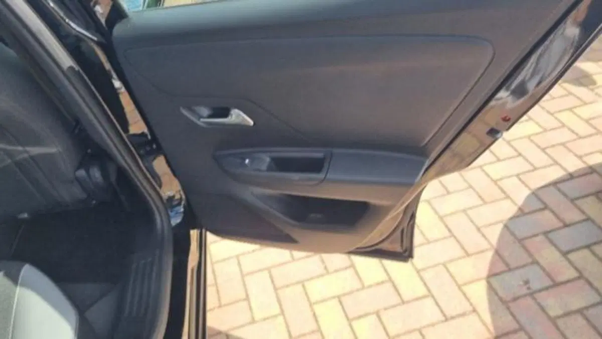 Opel Mokka usata a Savona (18)