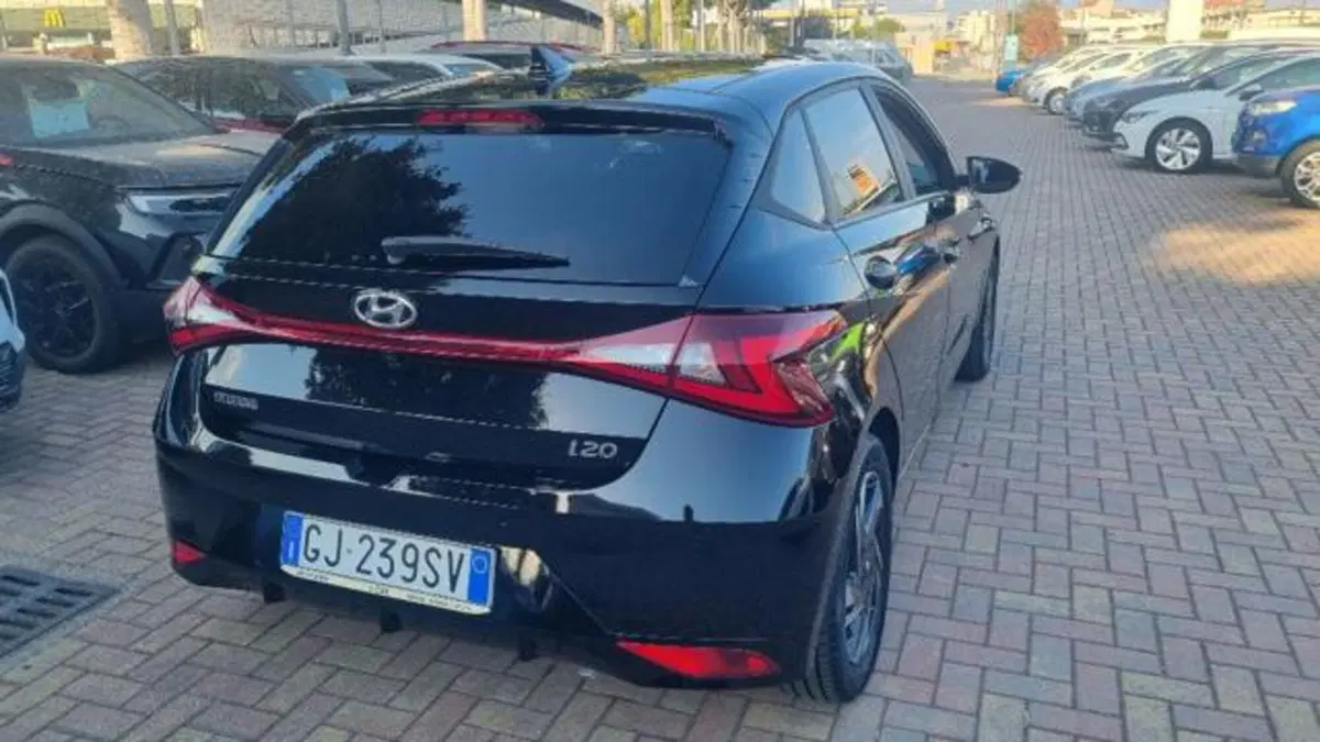 Hyundai i20 usata a Savona (4)