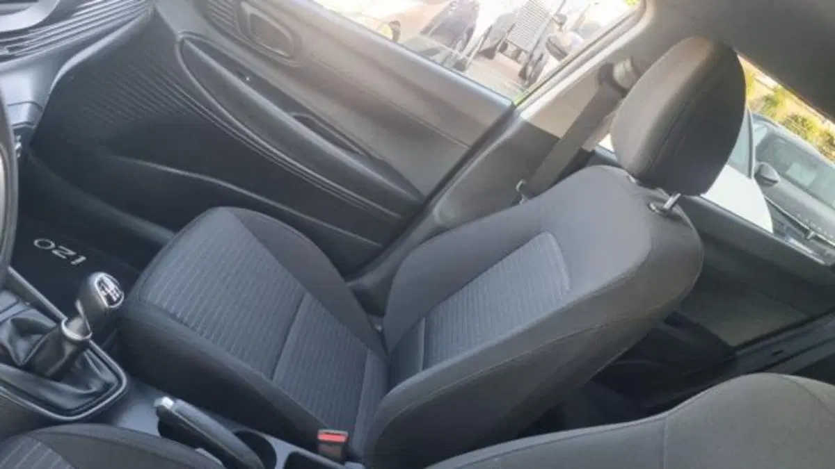 Hyundai i20 usata a Savona (8)