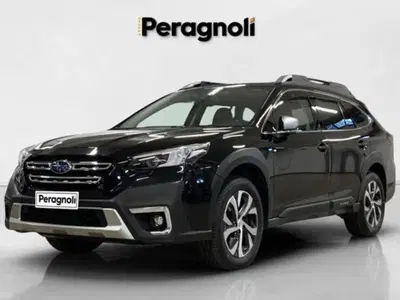Subaru Outback 2.5i Premium lineartronic del 2023 usata a Firenze