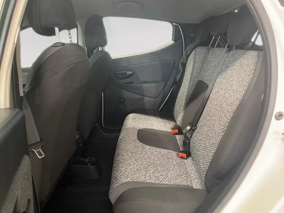 Lancia Ypsilon usata a Torino (8)