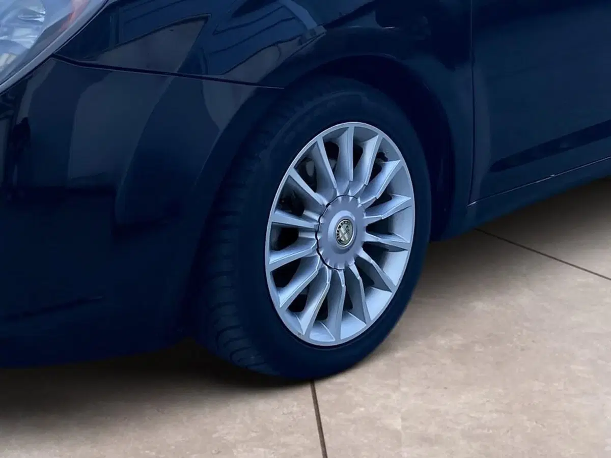 Alfa Romeo MiTo usata a Torino (15)