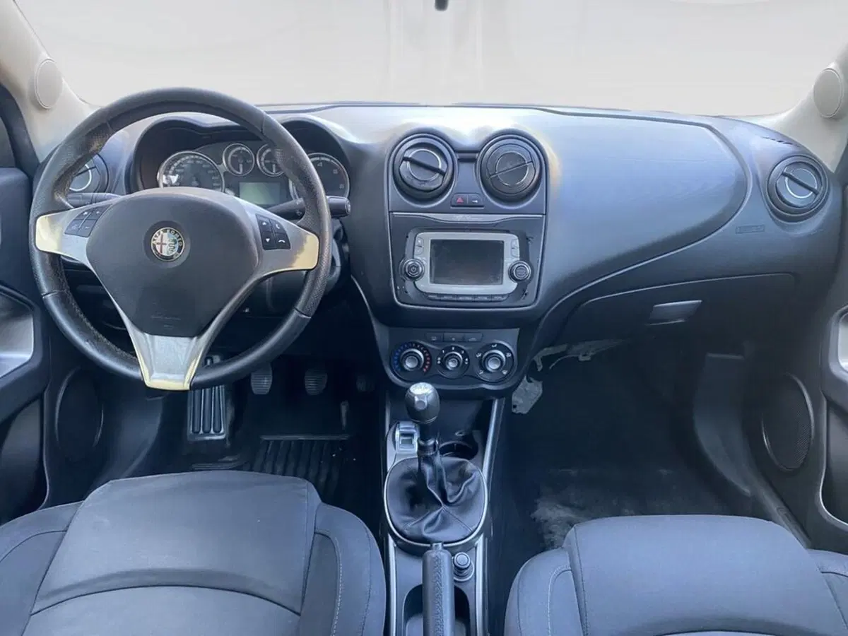 Alfa Romeo MiTo usata a Torino (6)