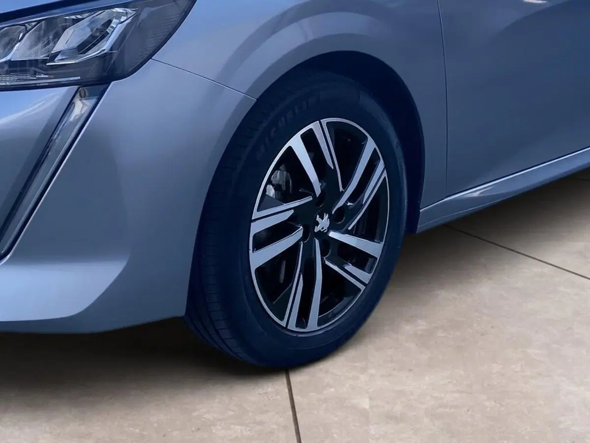 Peugeot 208 usata a Torino (15)