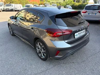 Ford Focus 1.0 EcoBoost Hybrid 125 CV Power. 5p. ST-Line Style del 2023 usata a Lodi