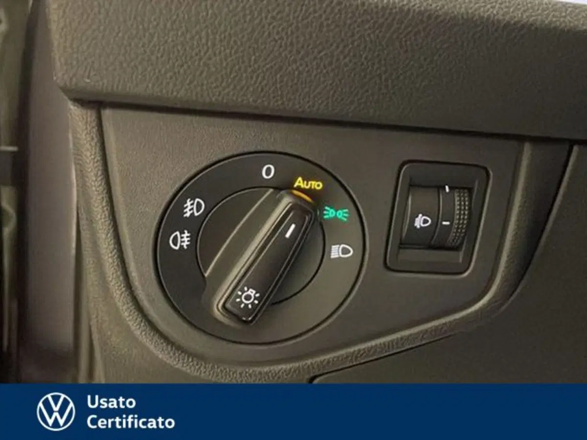 Volkswagen Taigo usata a Vicenza (17)