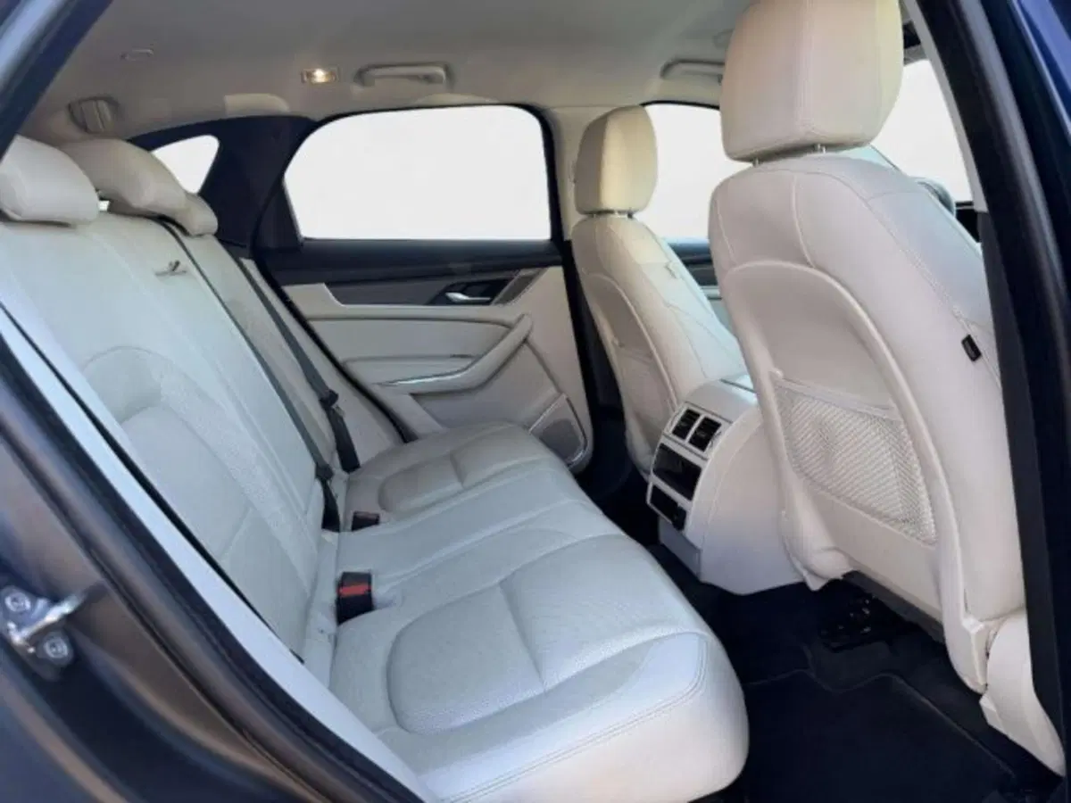 Jaguar F-Pace usata a Siena (5)