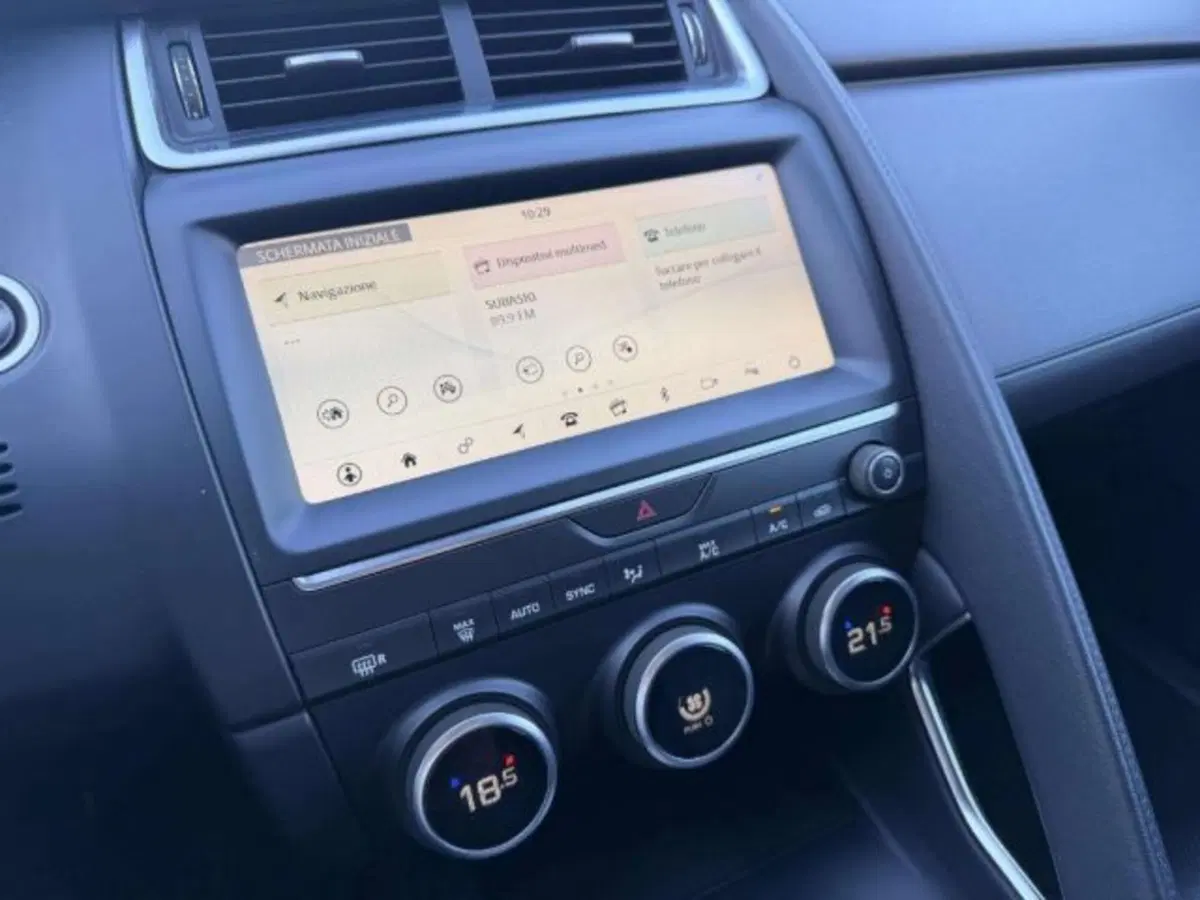 Jaguar E-Pace usata a Siena (12)