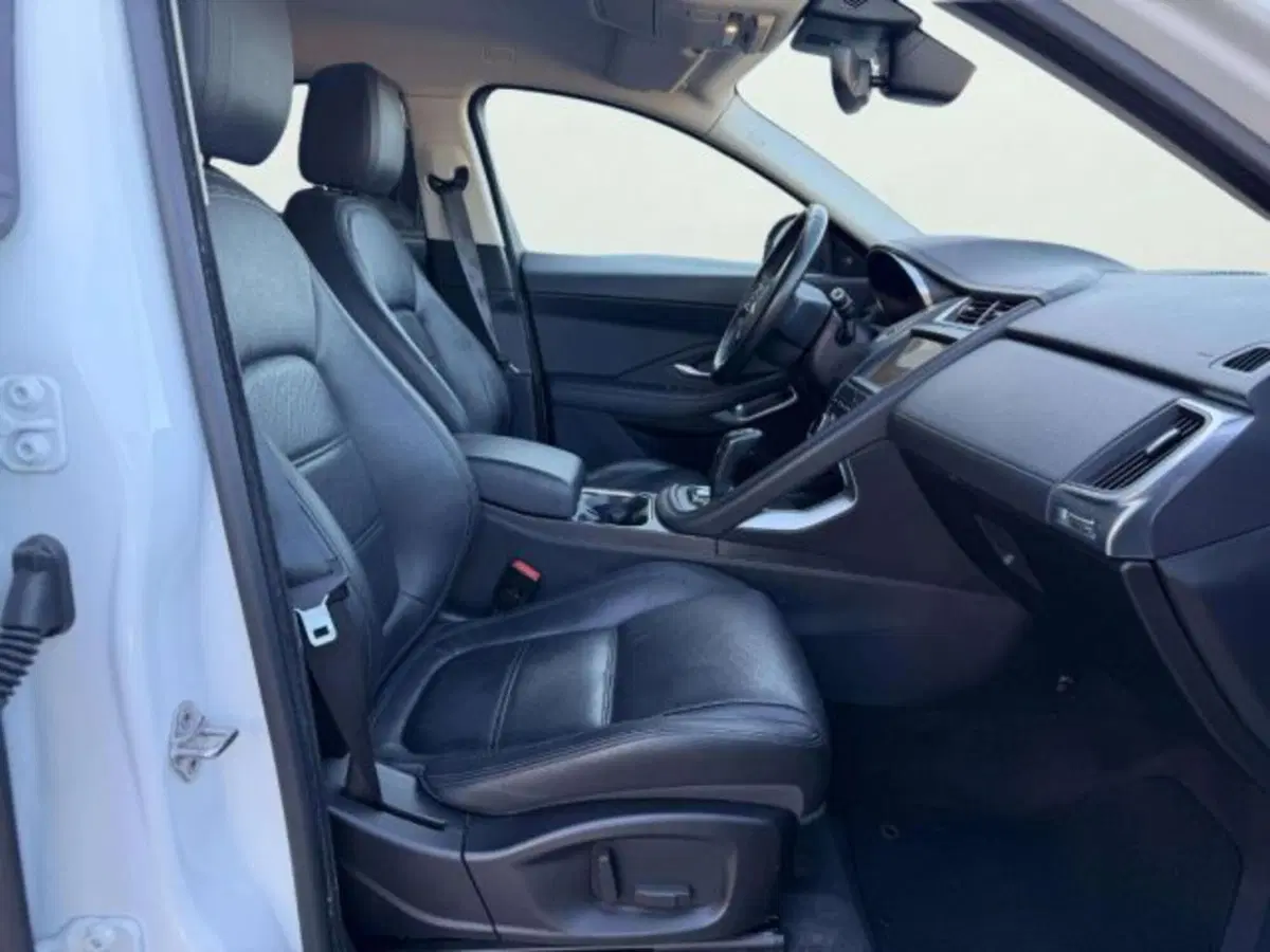Jaguar E-Pace usata a Siena (3)