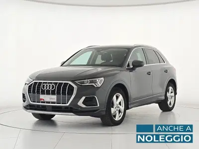 Audi Q3 35 2.0 tdi Business Advanced s-tronic del 2023 usata a Alessandria