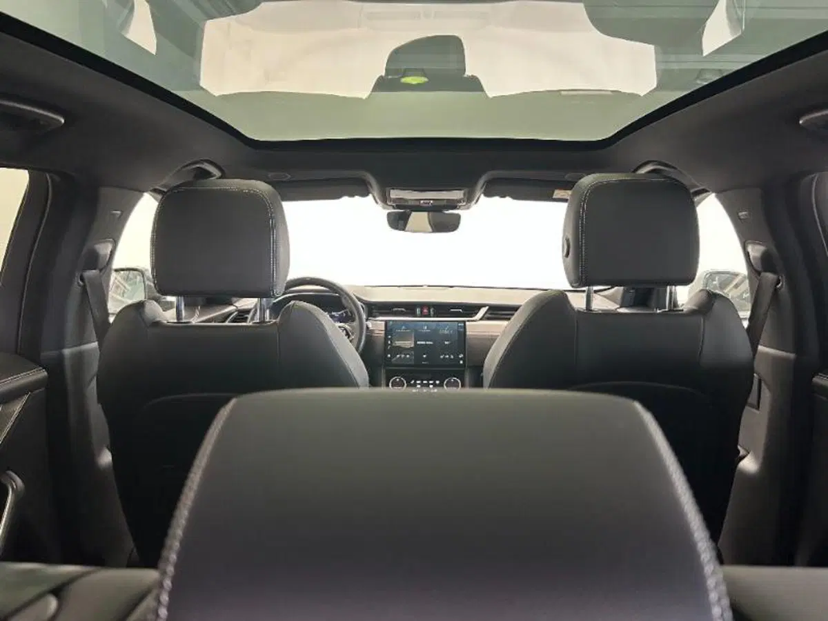 Jaguar F-Pace usata a Venezia (20)