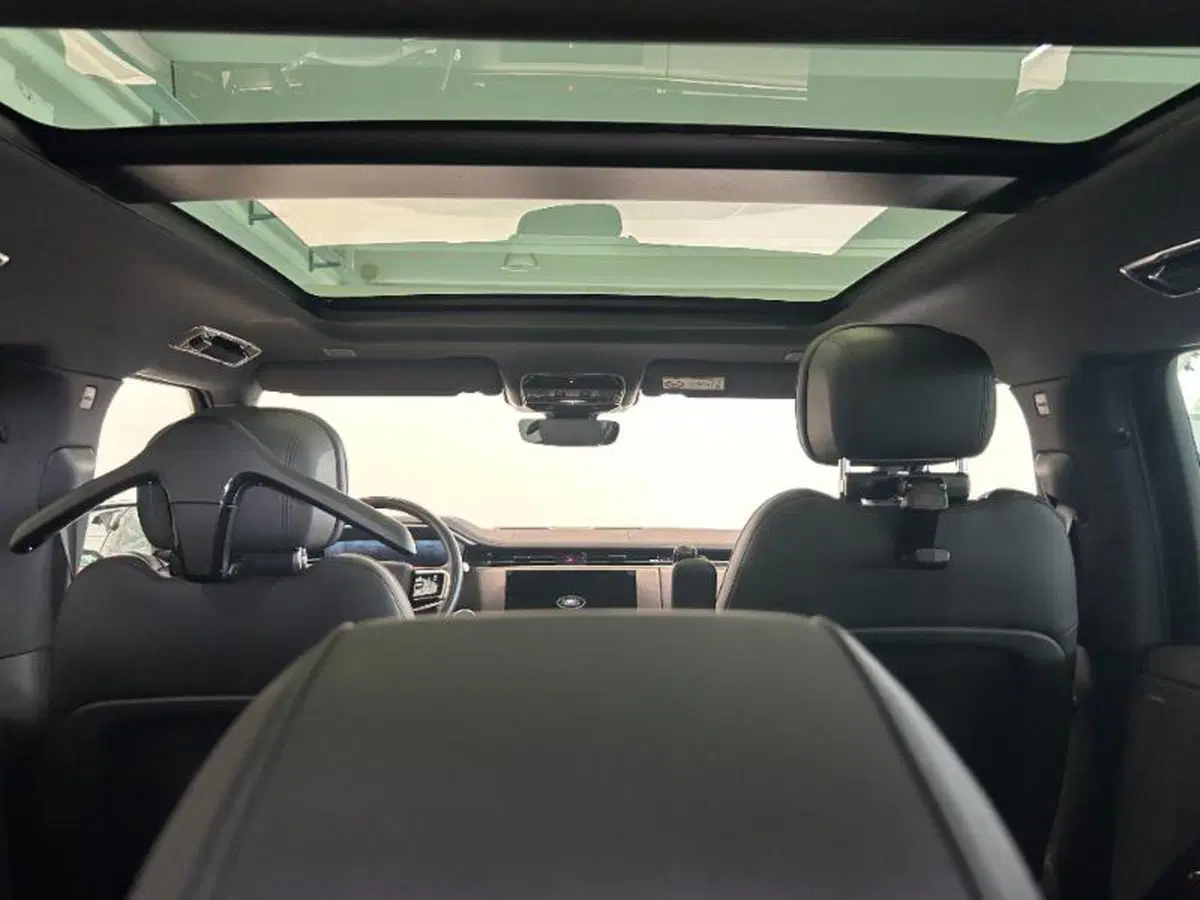 Land Rover Range Rover Sport usata a Venezia (16)