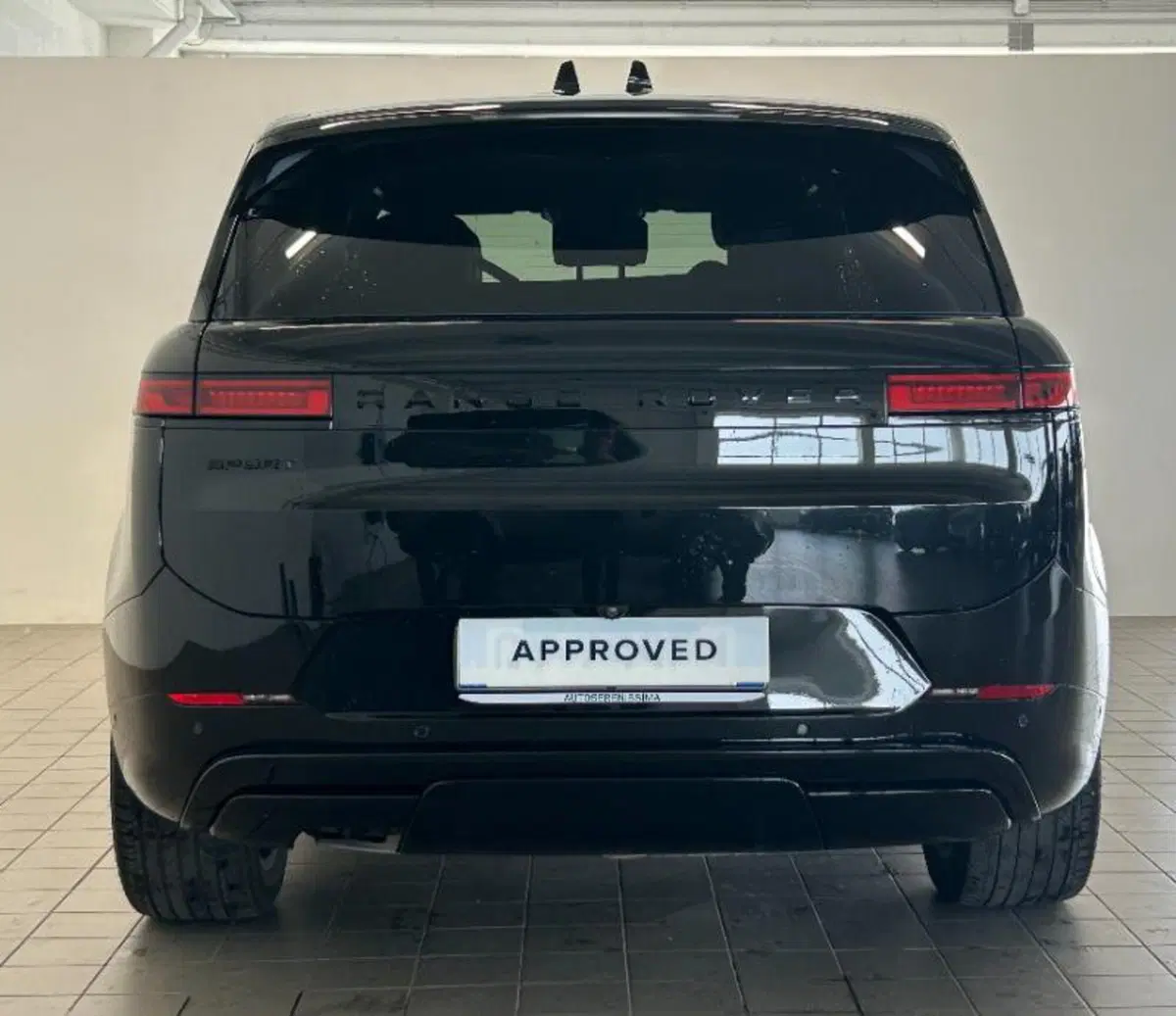 Land Rover Range Rover Sport usata a Venezia (4)