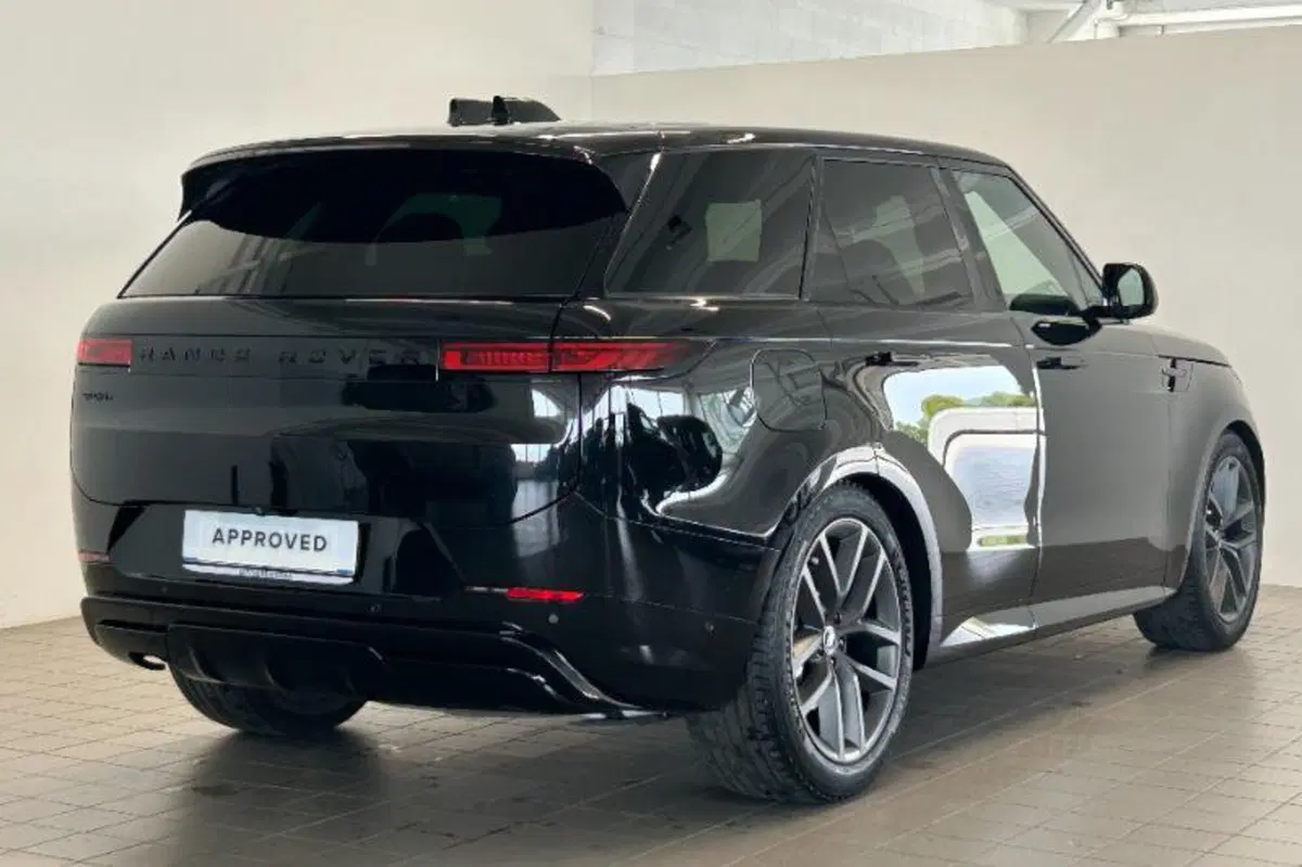 Land Rover Range Rover Sport usata a Venezia (5)