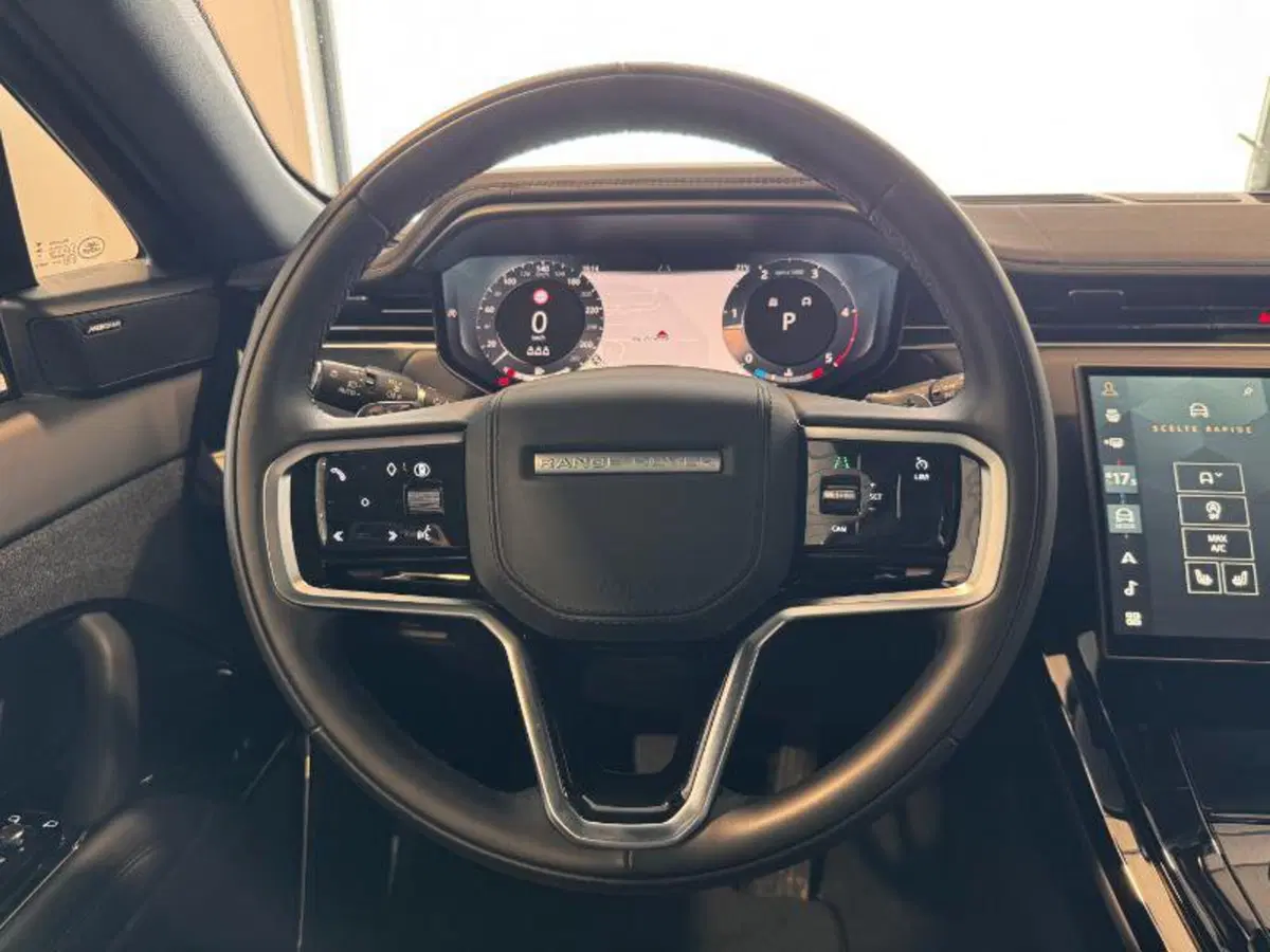 Land Rover Range Rover Sport usata a Venezia (11)