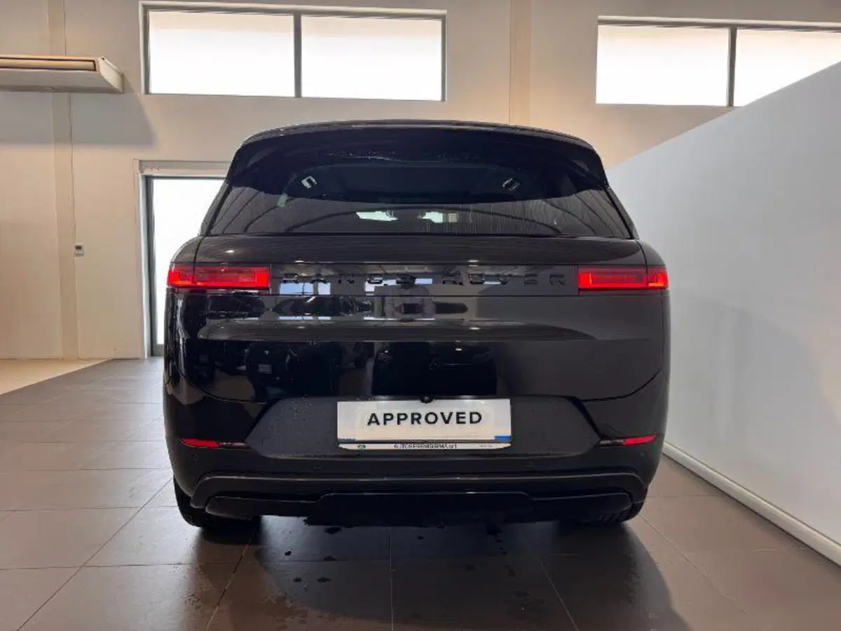 Land Rover Range Rover Sport usata a Venezia (16)