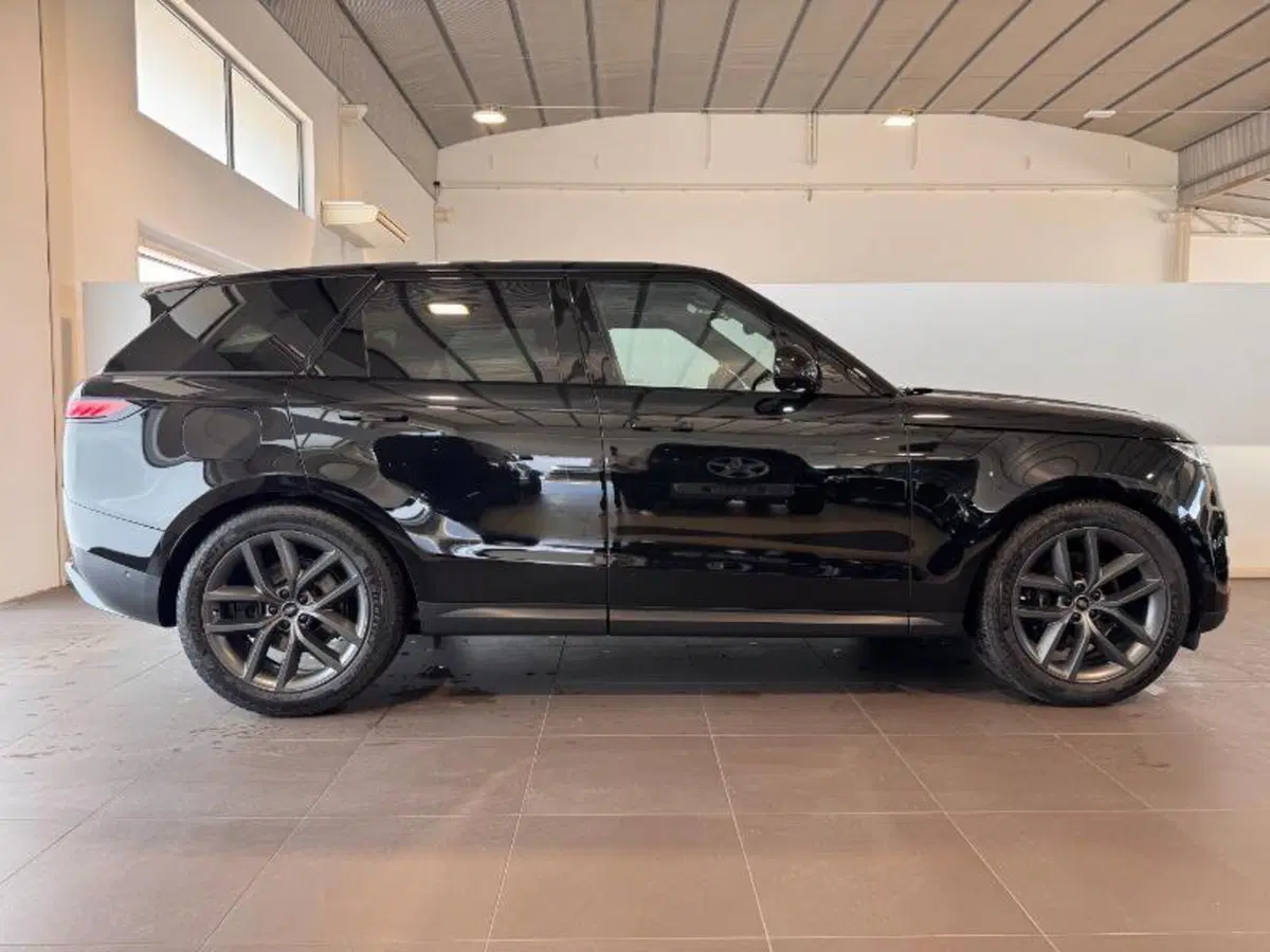 Land Rover Range Rover Sport usata a Venezia (18)