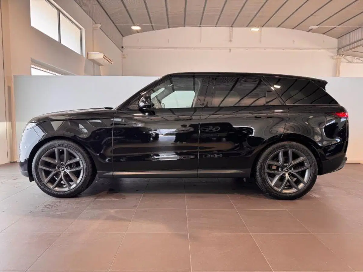 Land Rover Range Rover Sport usata a Venezia (2)