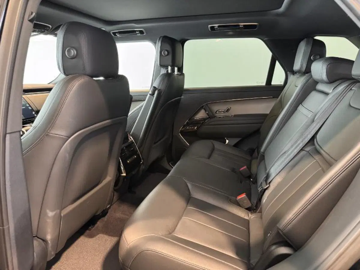 Land Rover Range Rover Sport usata a Venezia (5)