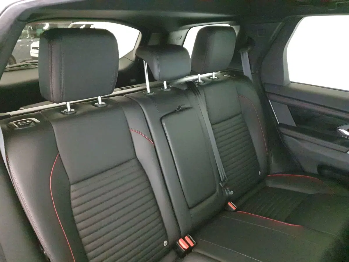 Land Rover Discovery Sport usata a Monza e Brianza (14)