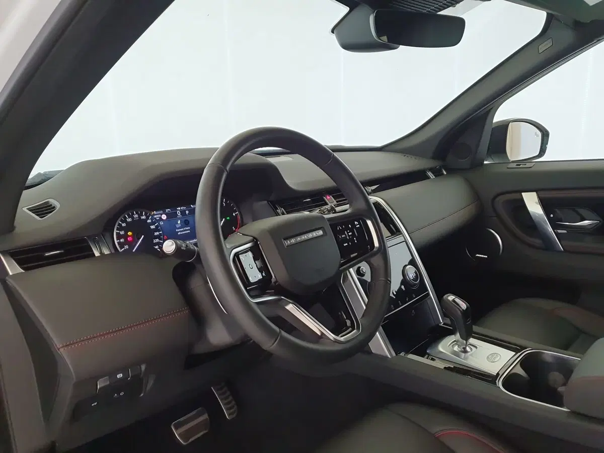 Land Rover Discovery Sport usata a Monza e Brianza (19)