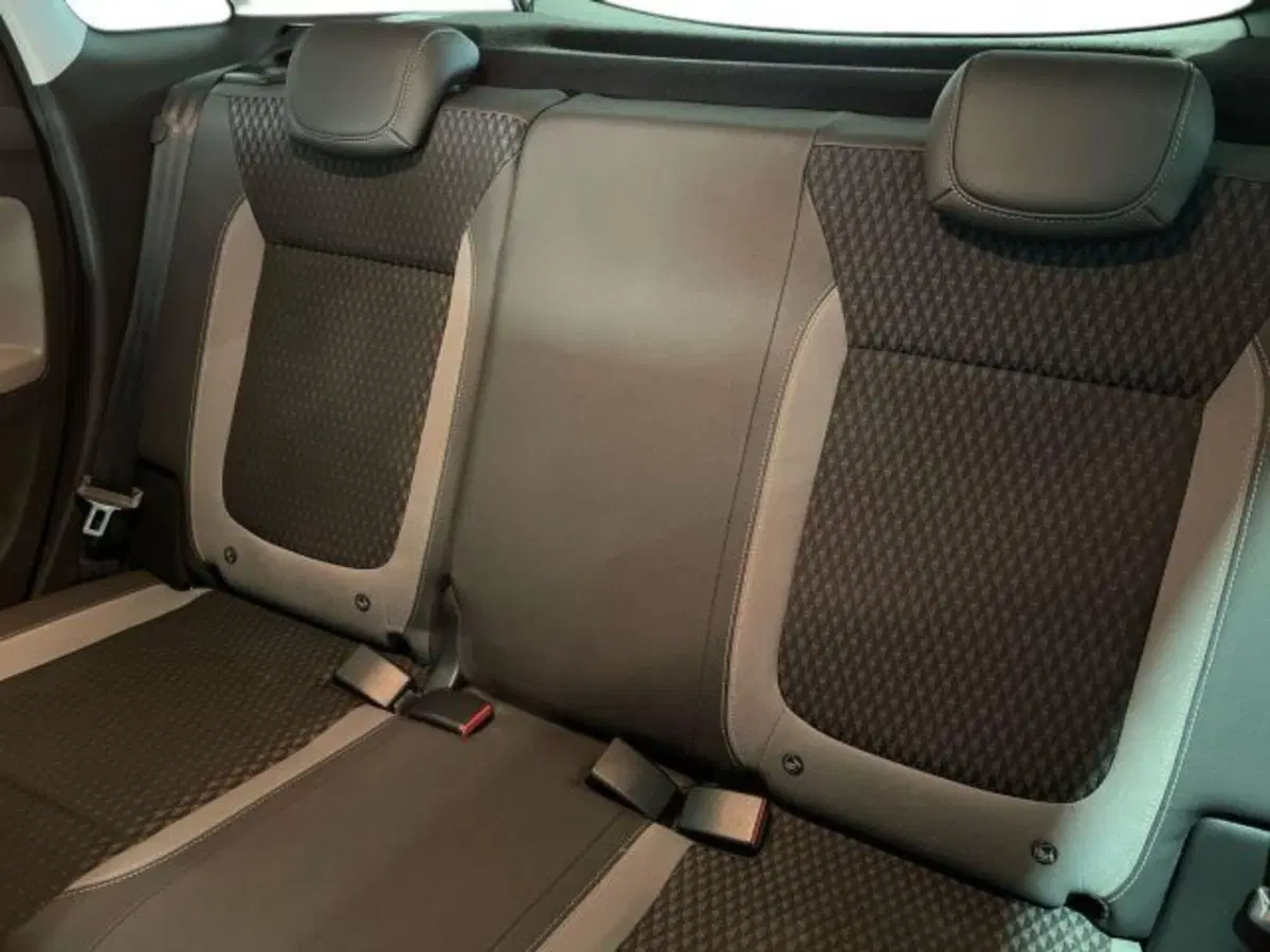 Opel Crossland X usata a Ancona (14)