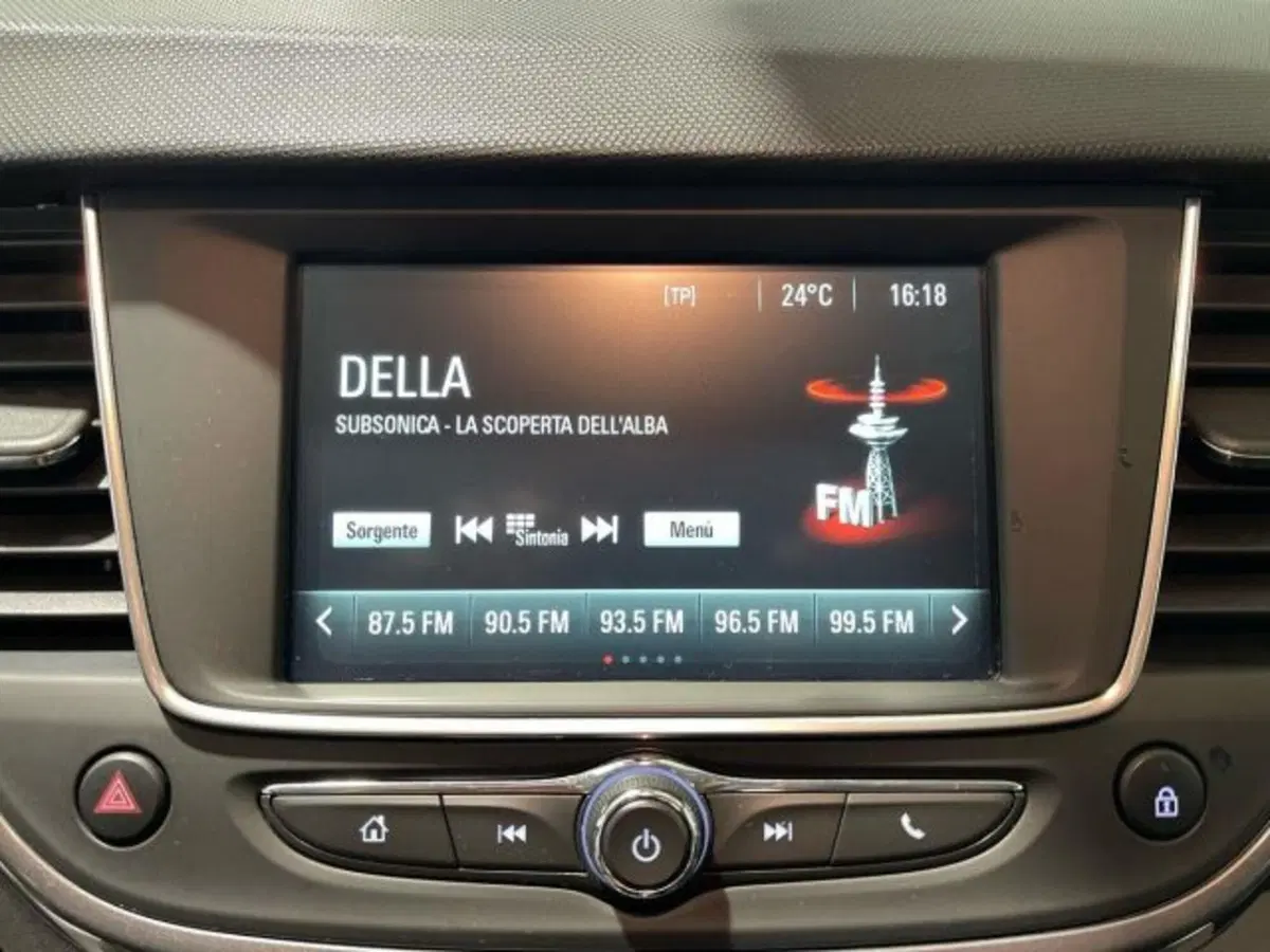 Opel Crossland X usata a Ancona (19)