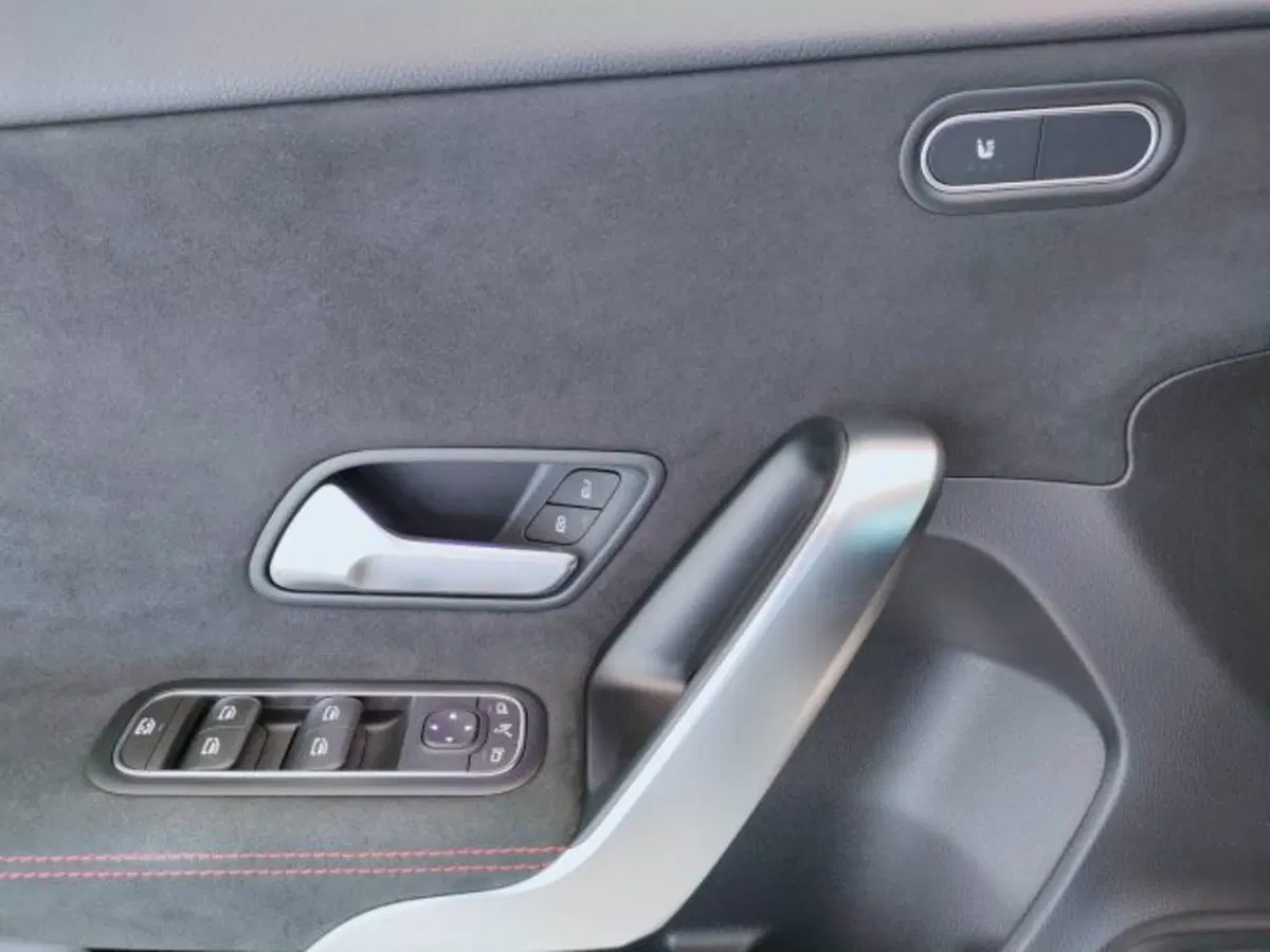 Mercedes-Benz Classe A usata a Teramo (11)